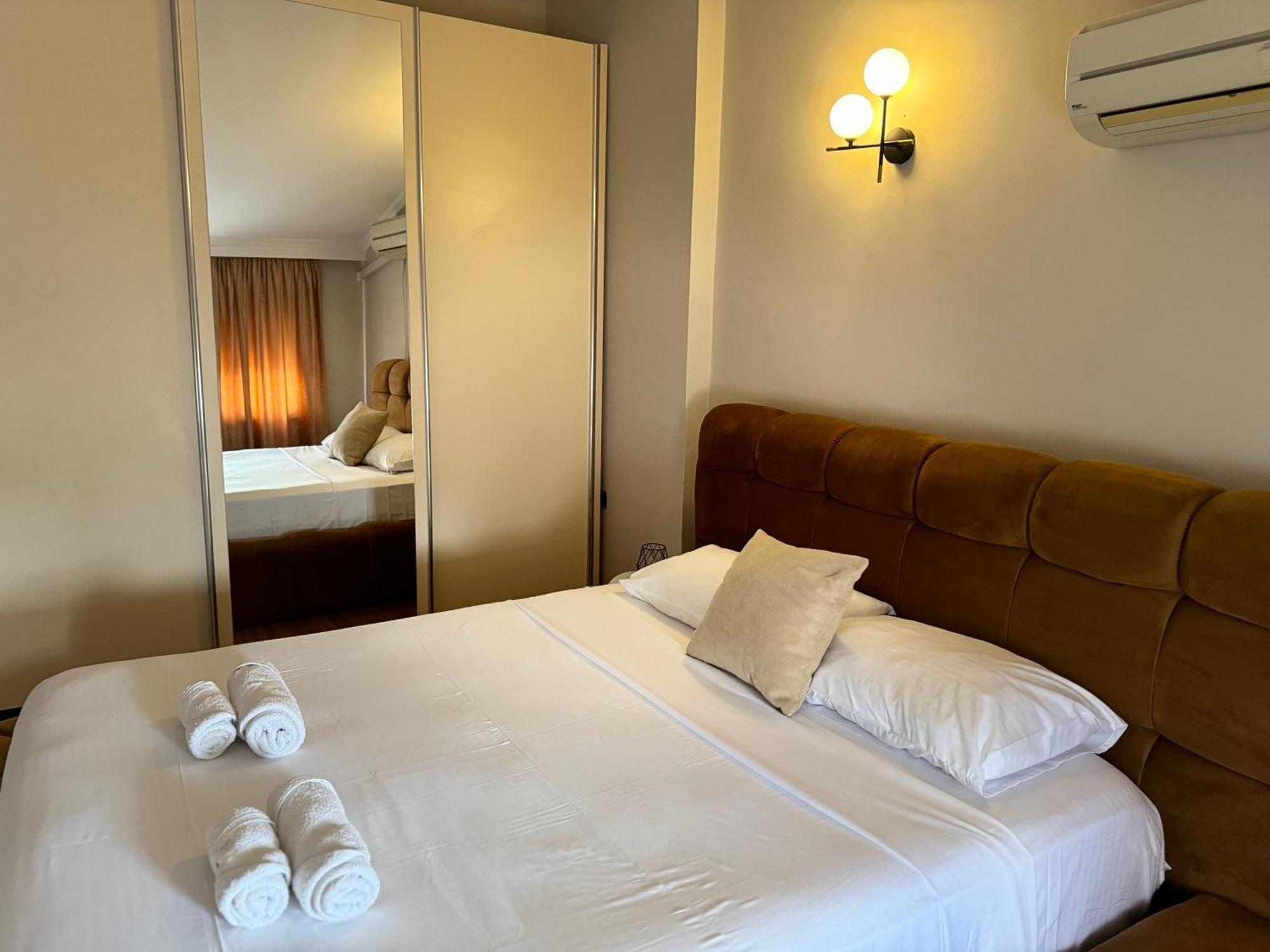 Apartament Golden Dublex Tirana Zewnętrze zdjęcie