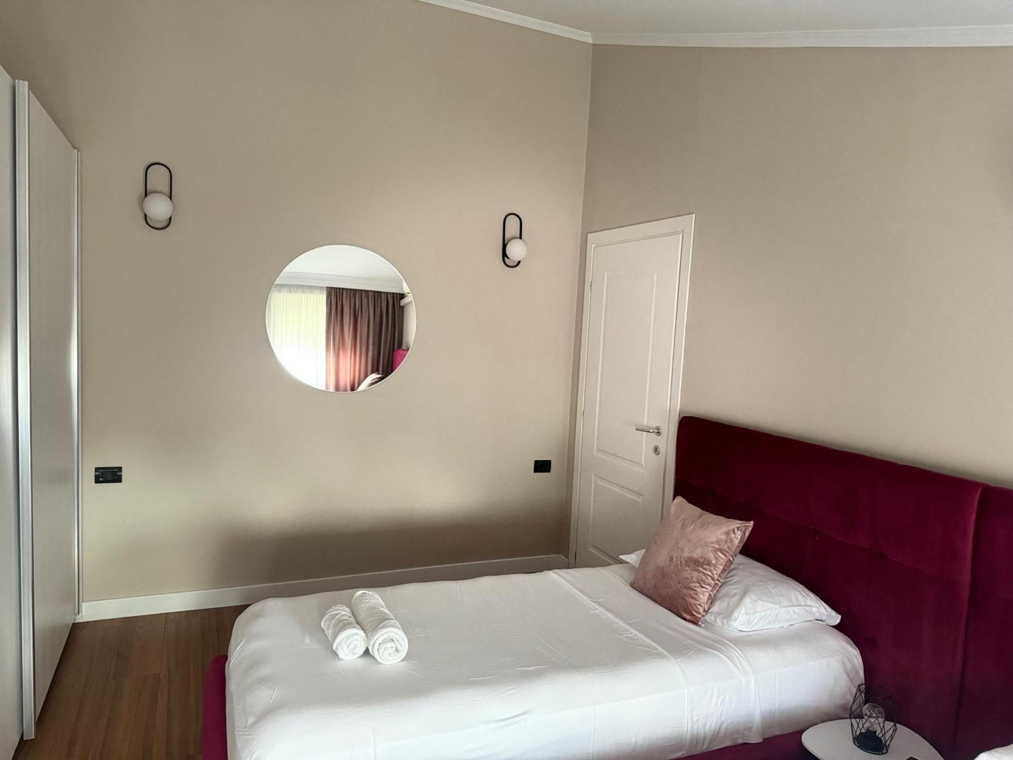 Apartament Golden Dublex Tirana Zewnętrze zdjęcie